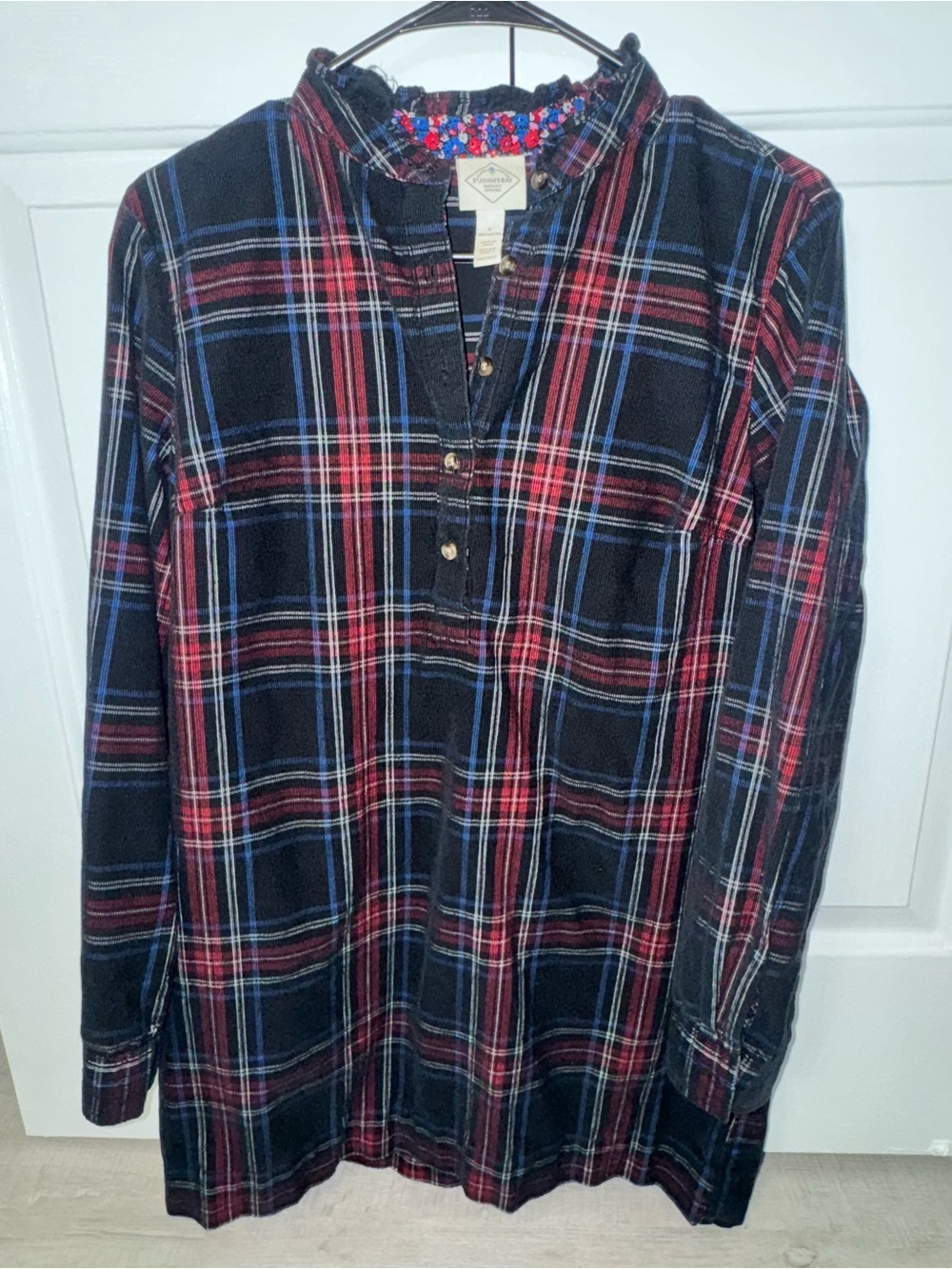 St John’s Bay Women’s Small Plaid Tunic Shirt 100% Cotton Long Sleeve Henley